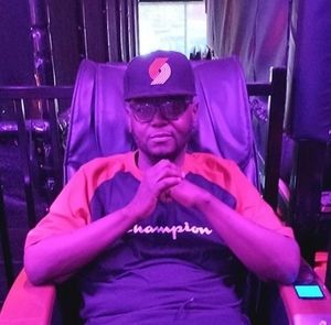 Meet your Posher, Nigel